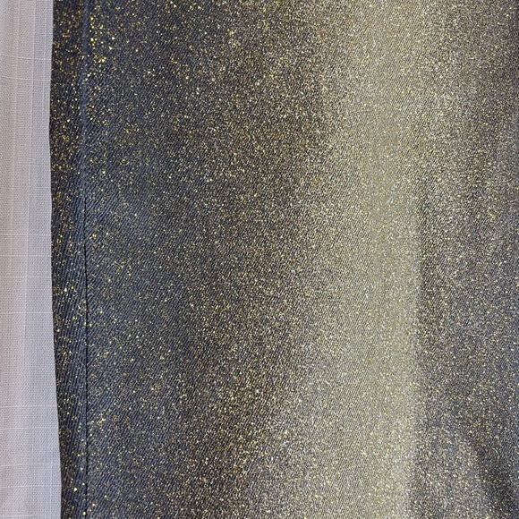 Y2K Express GOLD Sparkle Jeans Size 4. - Picture 4 of 7